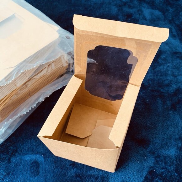 44 Pack Single Cupcake Boxes Brown Kraft Paper With Window 3.5 Inches Square - Picture 2 of 7